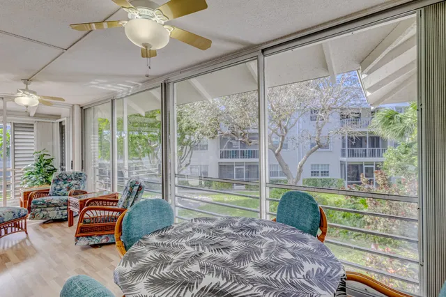 Singer Island Unit APT 7 photo 8