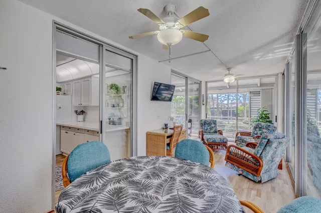 Singer Island Unit APT 7 photo 9