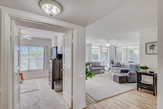 Singer Island Unit APT 7 photo 14
