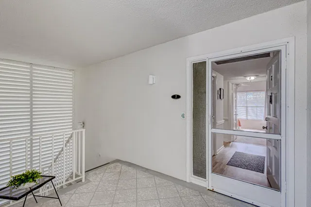 Singer Island Unit APT 7 photo 42