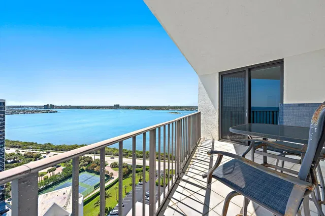 Harbour Point Singer Island Unit Ph2 photo 3