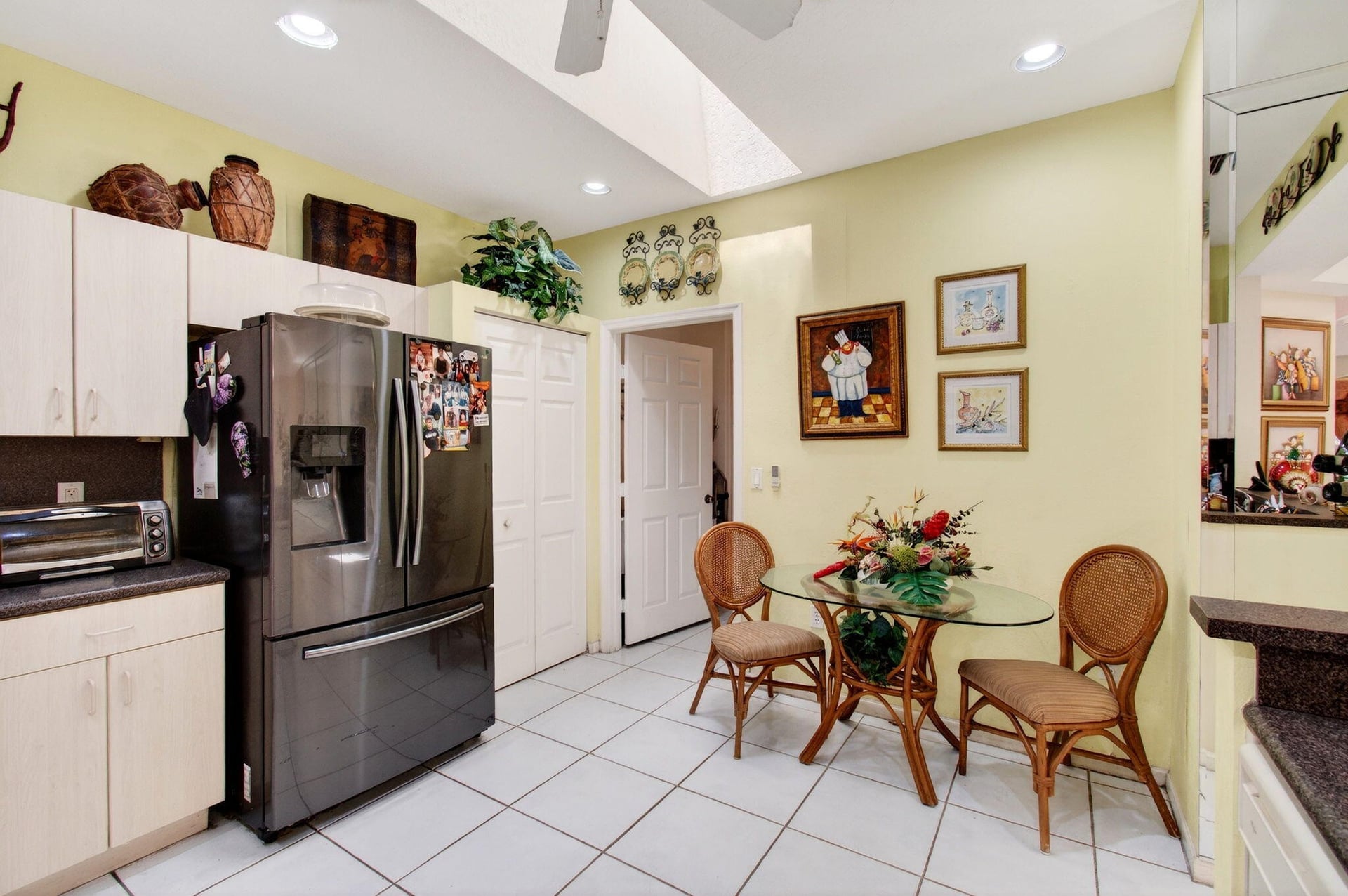 Unit C photo 22