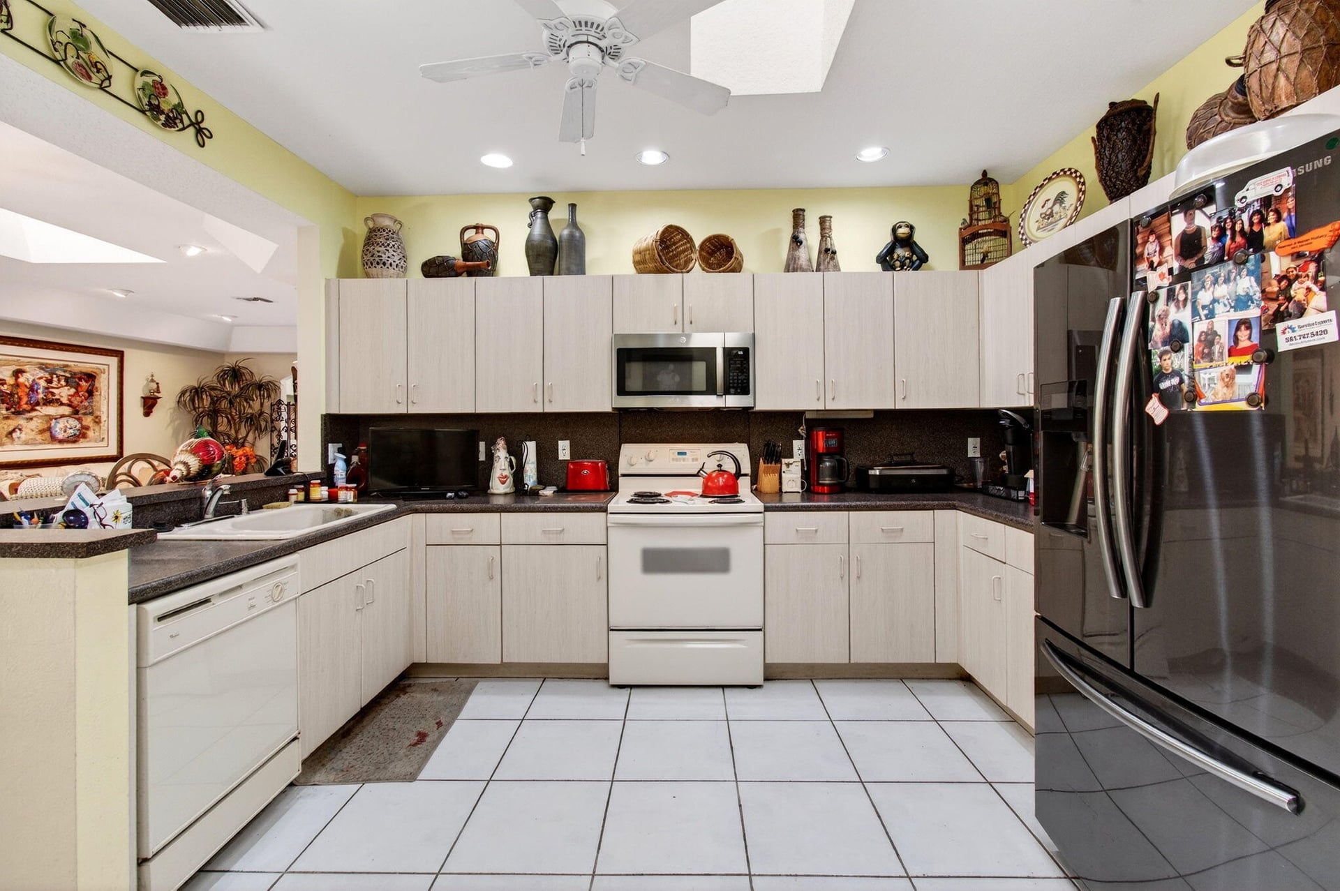 Unit C photo 23