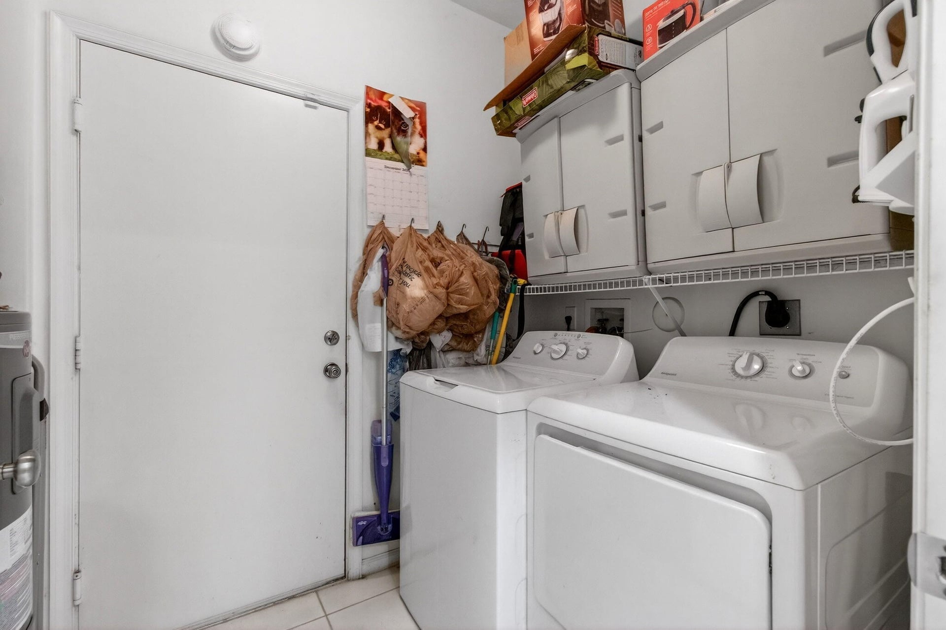 Unit C photo 24