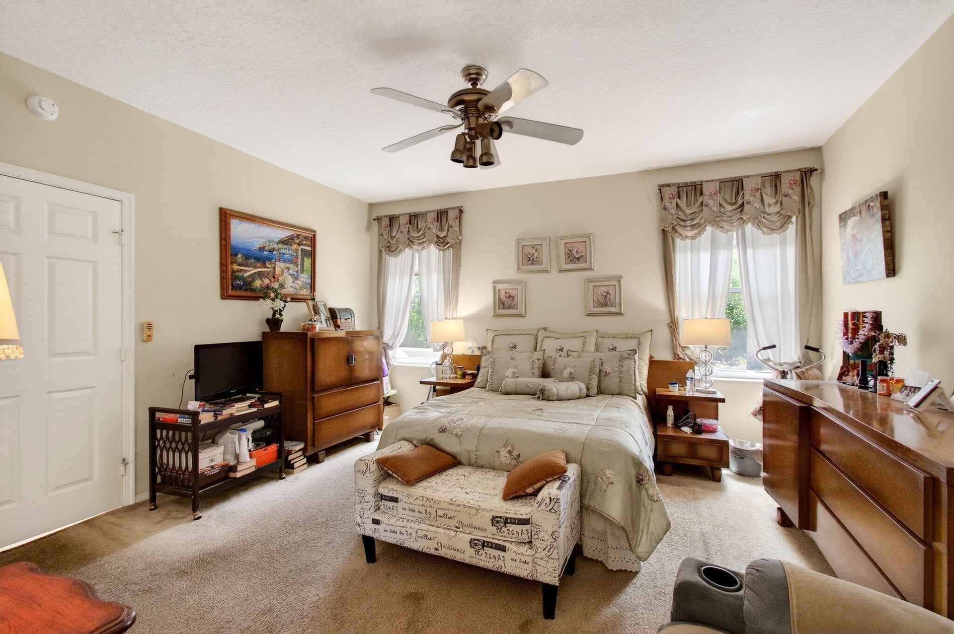 Unit C photo 26