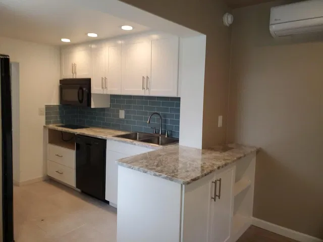 Residence photo 15