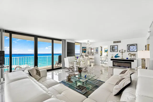 3360 South Ocean Residence photo 10