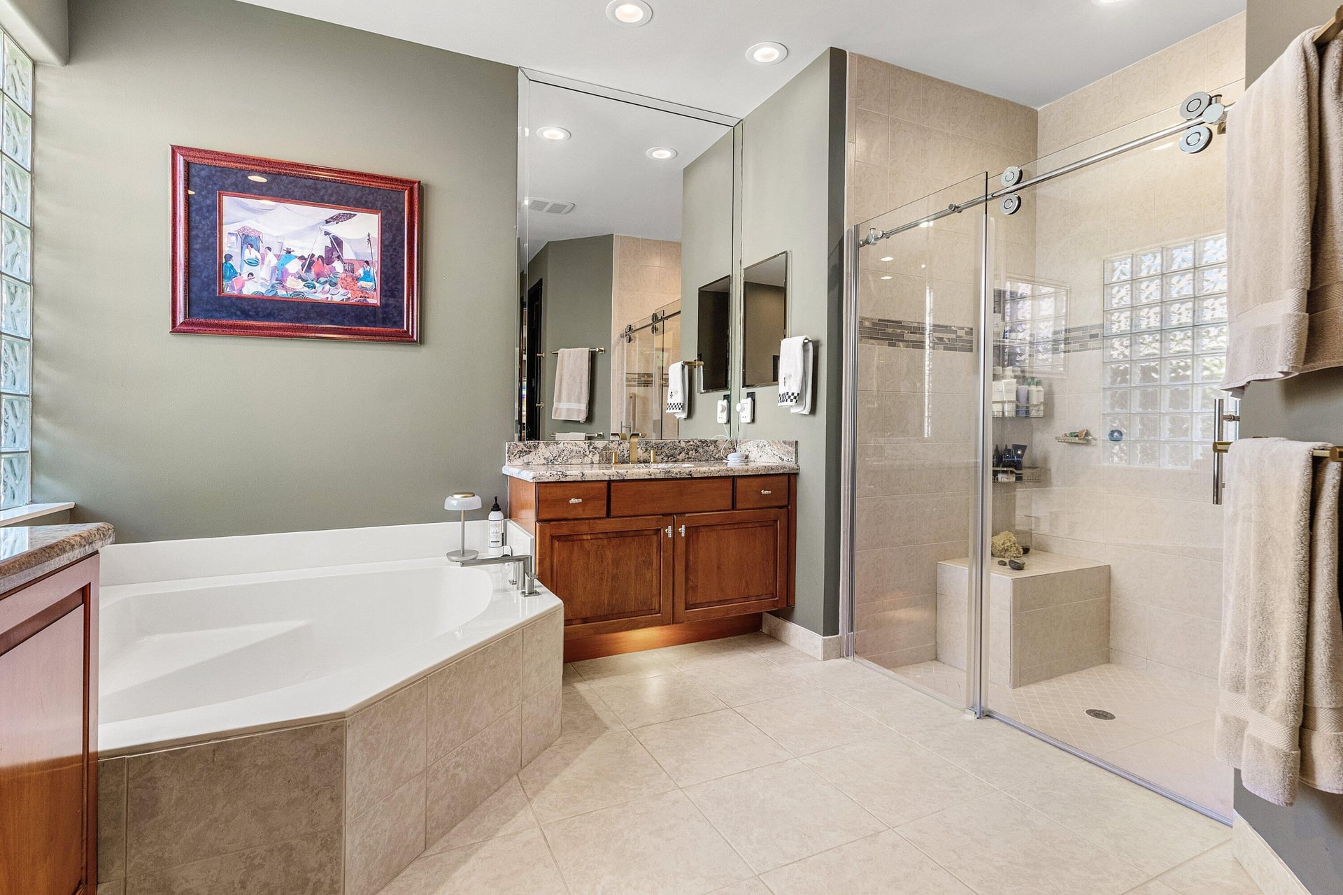 Residence photo 24