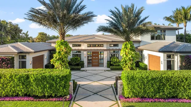 Residence photo 2