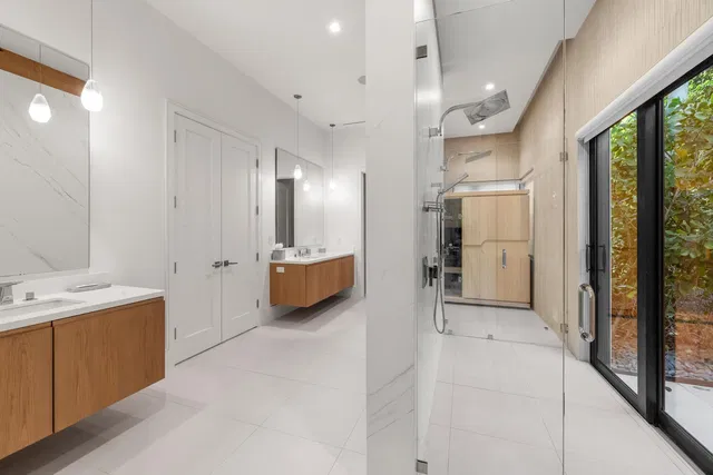 Residence photo 26