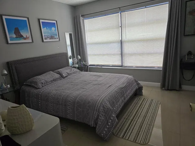  Residence photo 34