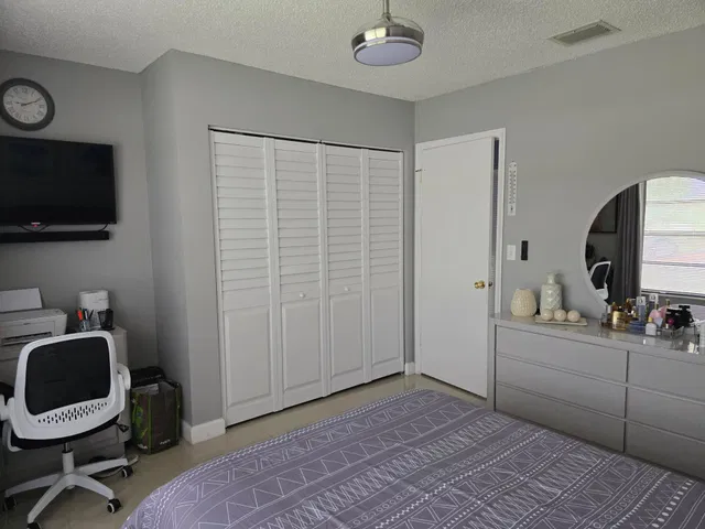  Residence photo 35