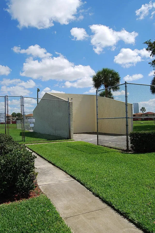  Residence photo 45