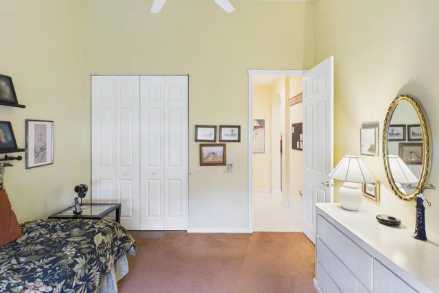 Residence photo 5