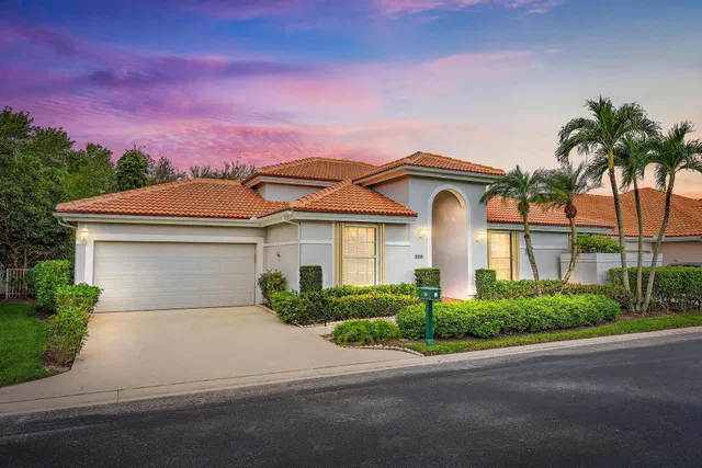 PGA National Palm Beach Gardens Residence photo 2