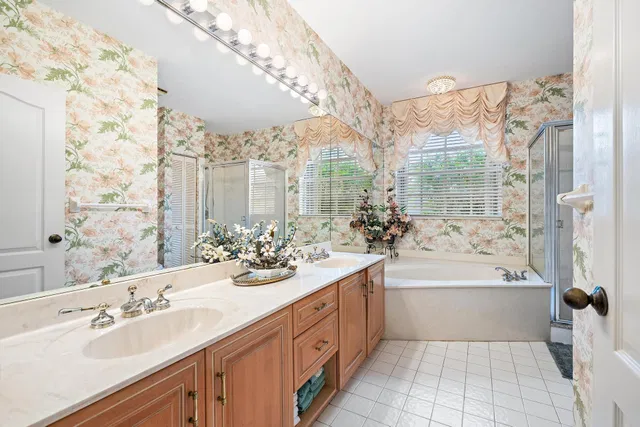 PGA National Palm Beach Gardens Residence photo 17