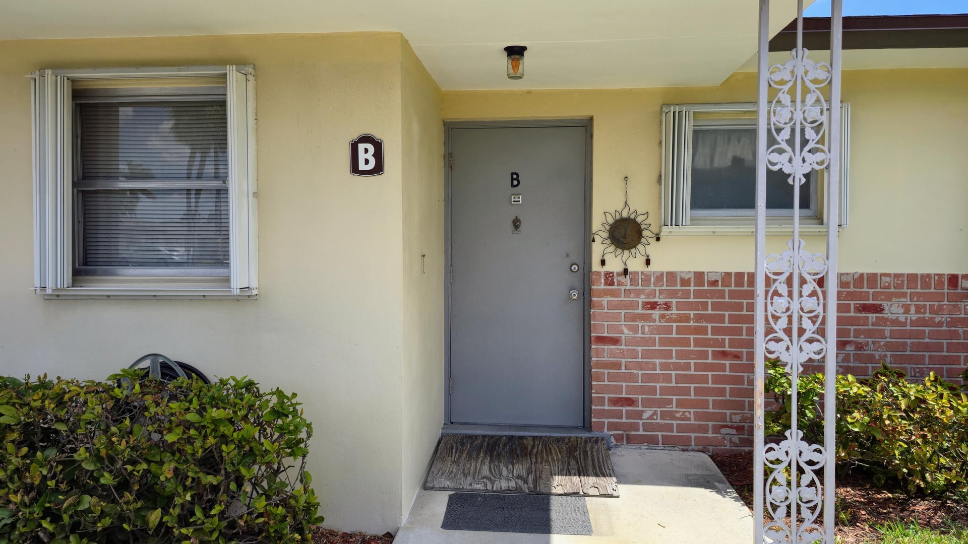 Unit B photo 3