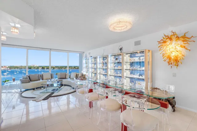 The Plaza of The Palm Beaches Unit 16a photo 2