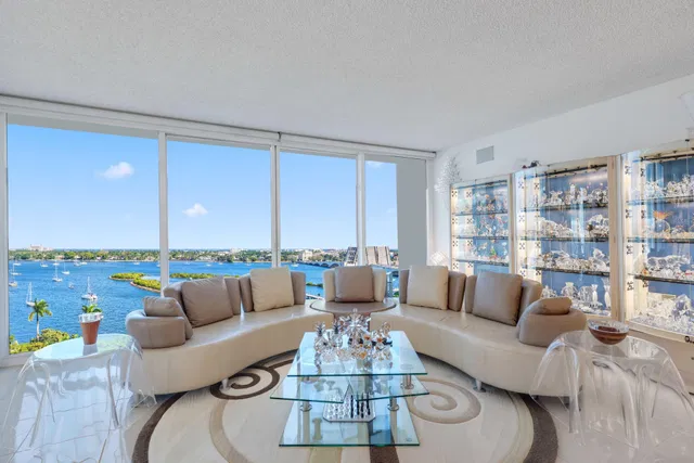 The Plaza of The Palm Beaches Unit 16a photo 3