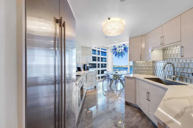 The Plaza of The Palm Beaches Unit 16a photo 7