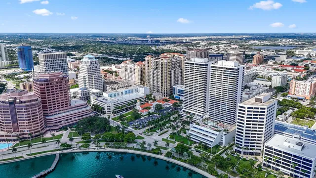 The Plaza of The Palm Beaches Unit 16a photo 29