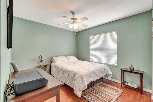 Residence photo 24