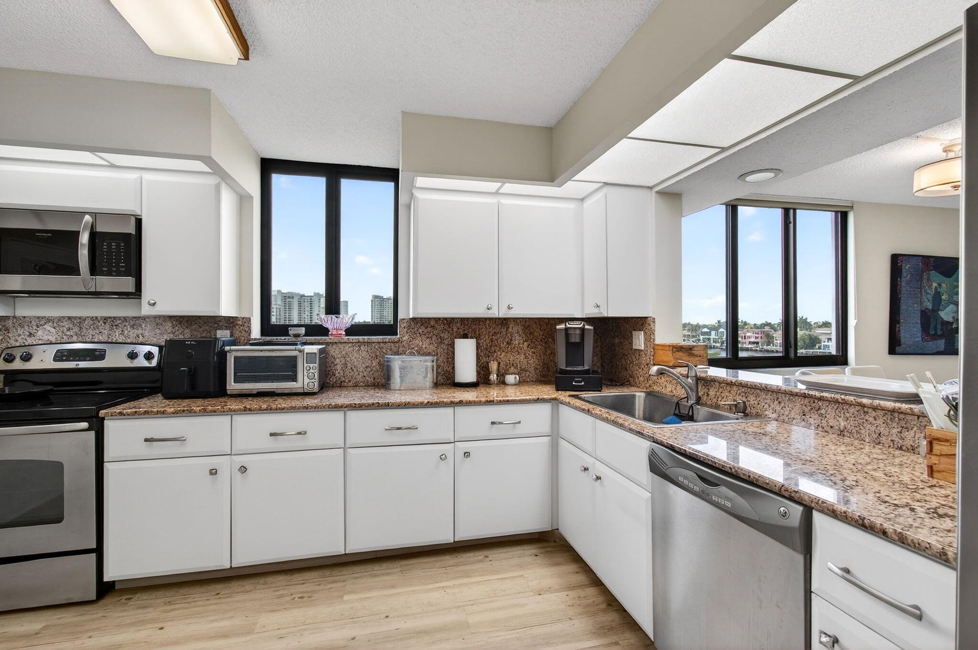 3420 S Ocean Unit 5z photo 27