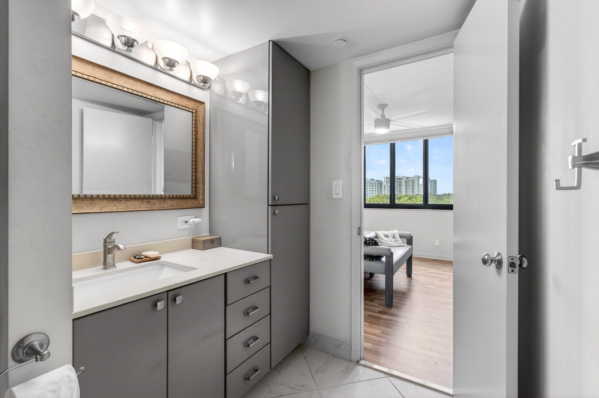 3420 S Ocean Unit 5z photo 41