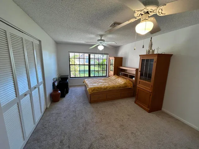 Residence photo 15