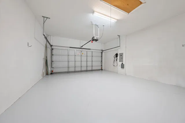 Residence photo 20