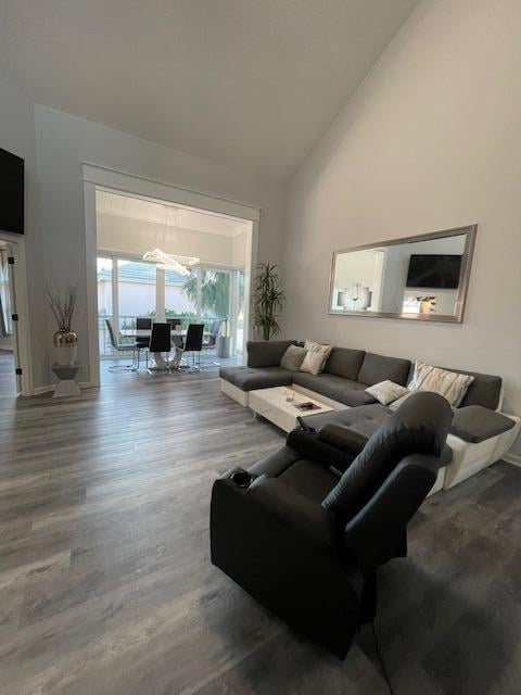 Residence photo 6