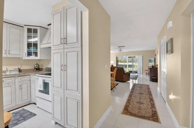 Boca Lago Country Club Homes Unit 23g photo 9