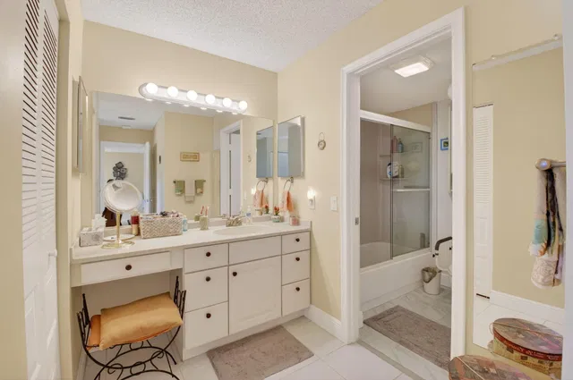 Boca Lago Country Club Homes Unit 23g photo 15