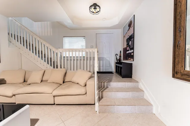 Residence photo 11