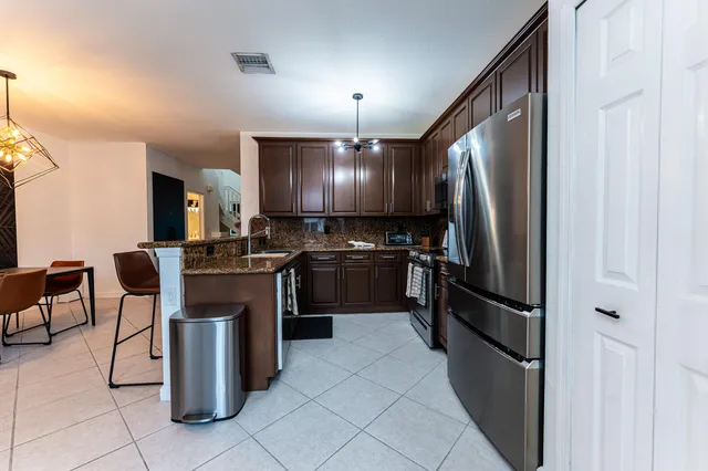 Residence photo 28