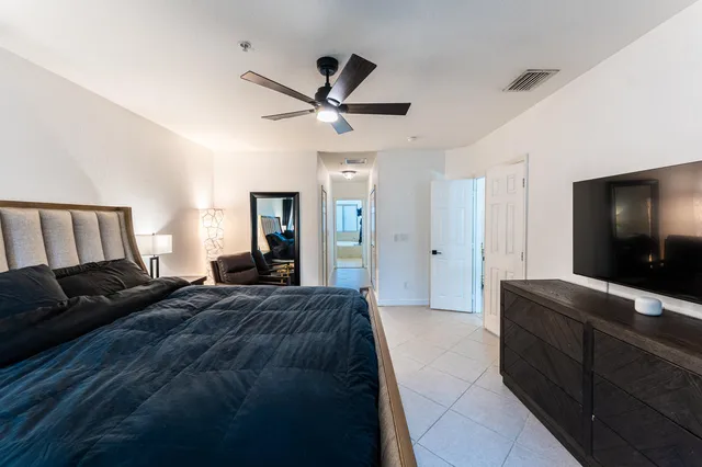 Residence photo 37