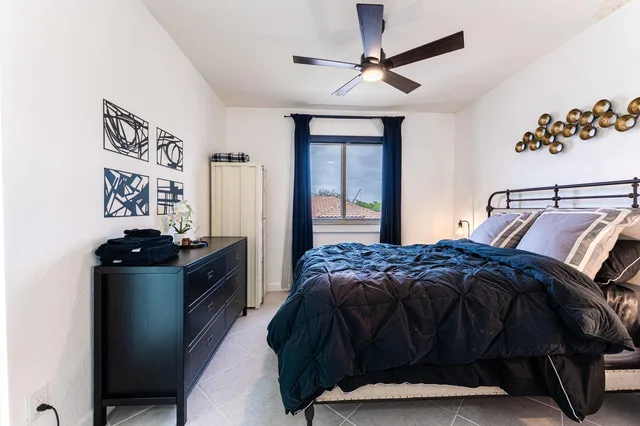Residence photo 44