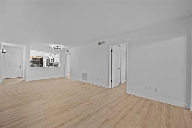 Eastpointe Country Club Unit 101 photo 5