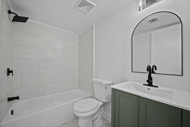 Eastpointe Country Club Unit 101 photo 13