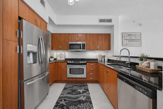 Windward Cove Lantana Unit 403 photo 10