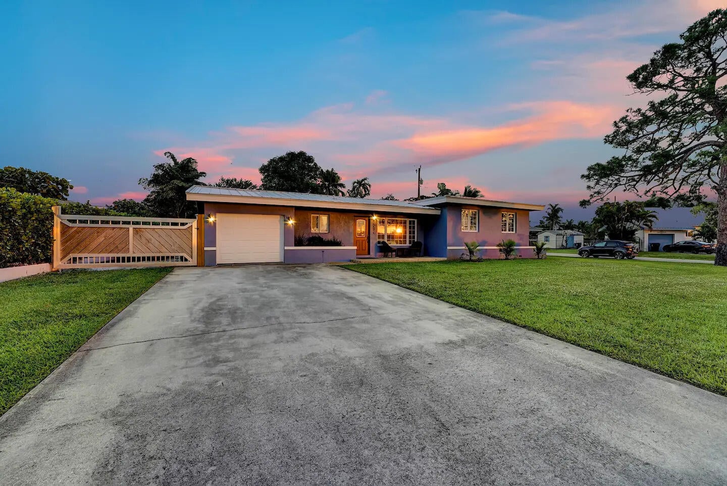 Residence photo 2