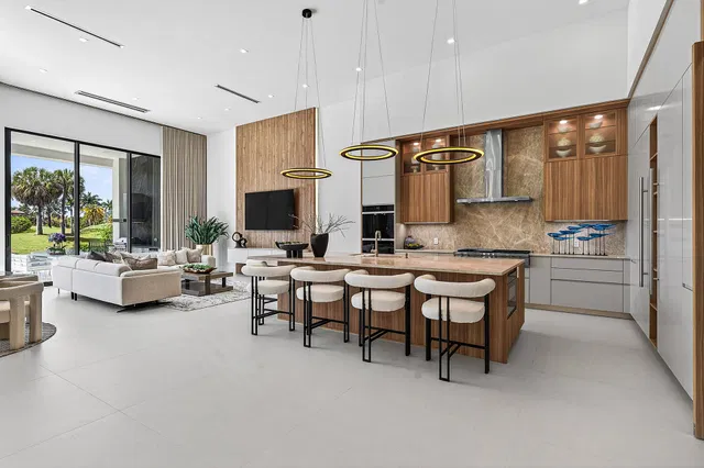 St. Andrews Country Club Residence photo 25