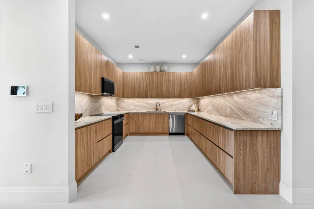 St. Andrews Country Club Residence photo 38