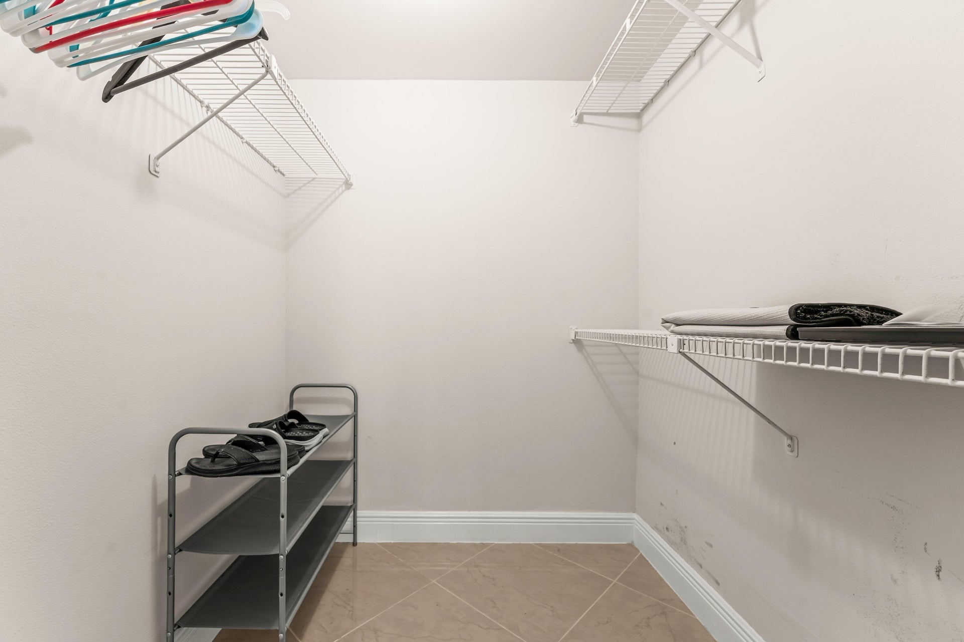 Unit 228 photo 23