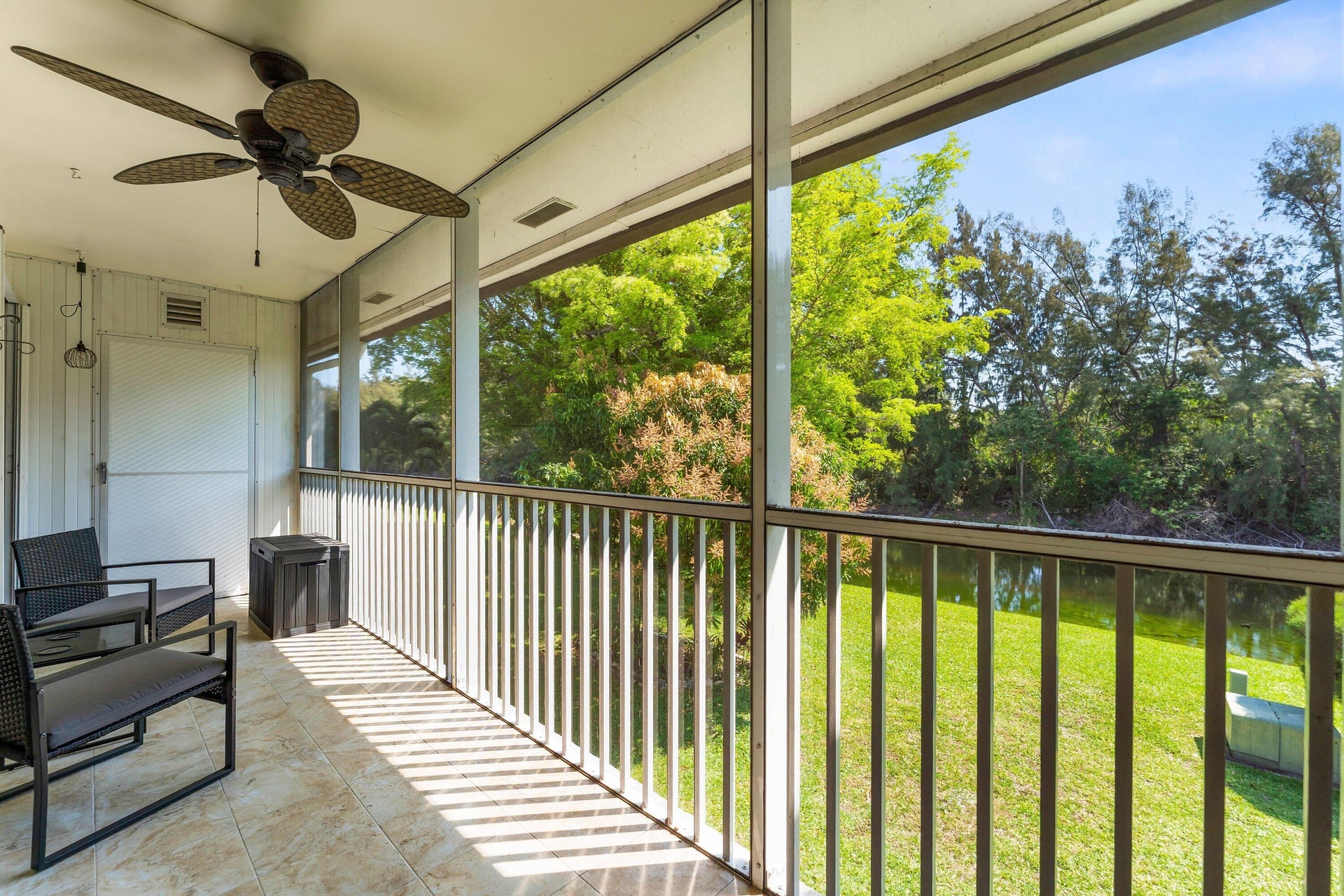 Unit 228 photo 25