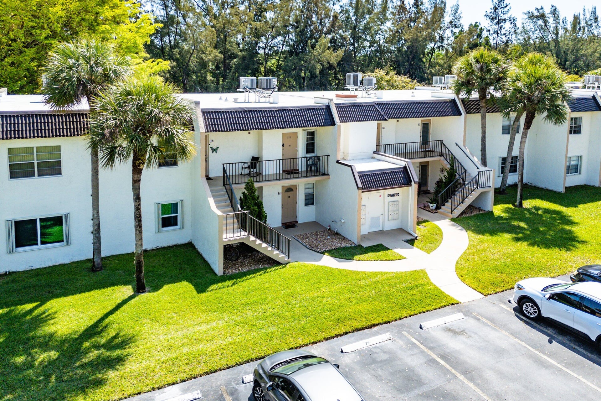 Unit 228 photo 34