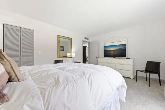 PGA National Palm Beach Gardens Residence photo 27