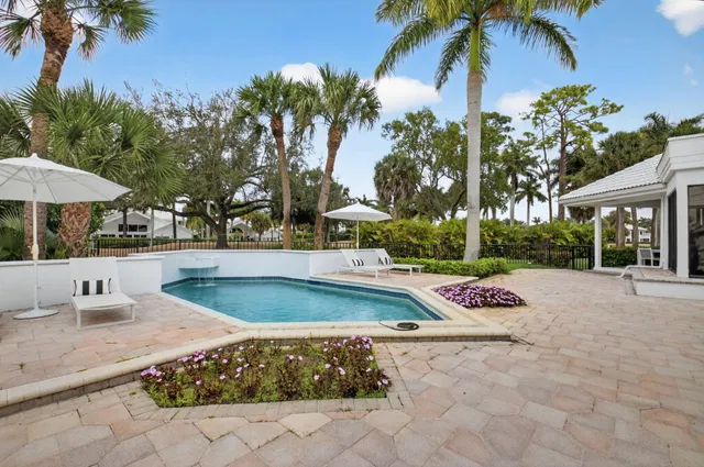 St. Andrews Country Club Residence photo 9