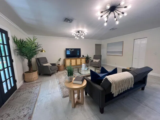 Residence photo 13