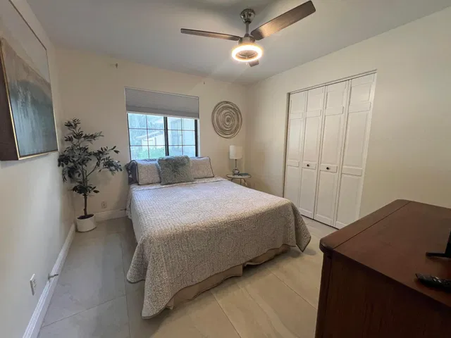 Residence photo 23